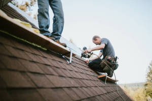 Local Roofers in Fifth Third Bank, OH